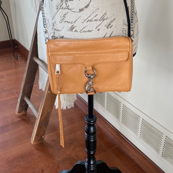 Rebecca Minkoff crossbody bag in a beautiful brown leather, silver chain - Picture 1 of 7